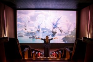 Projeção de Gigante: Tela MAXILLUSION Silver Laser 2.4 da CineShow Teresópolis, RJ